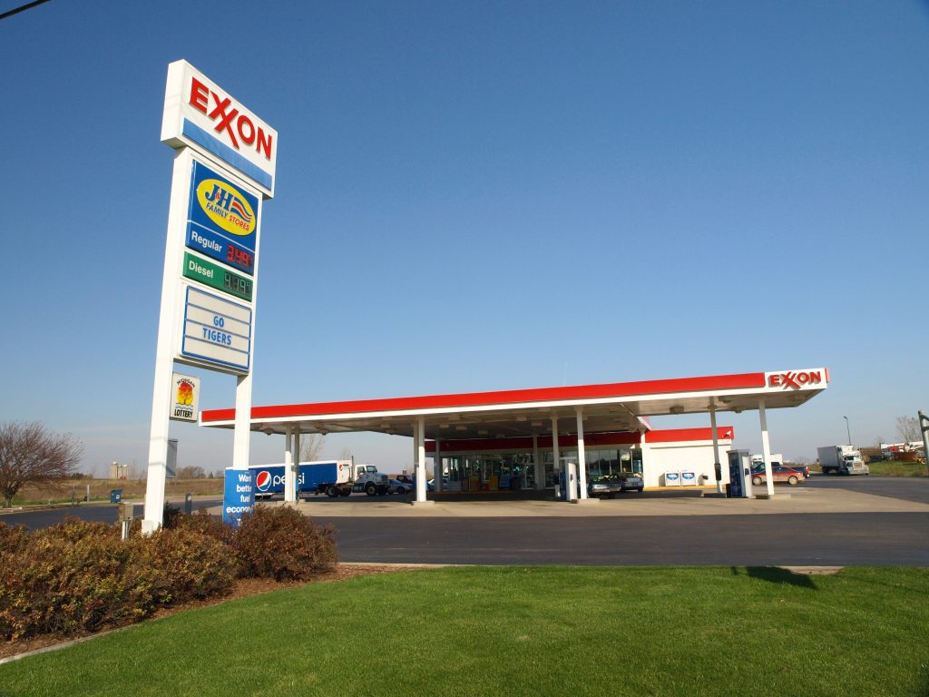 1311 142nd Ave, Wayland, MI 49348: Dorr Exxon Truck Stop | J & H